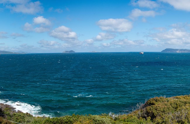 Can wave energy supplement the renewable energy mix?